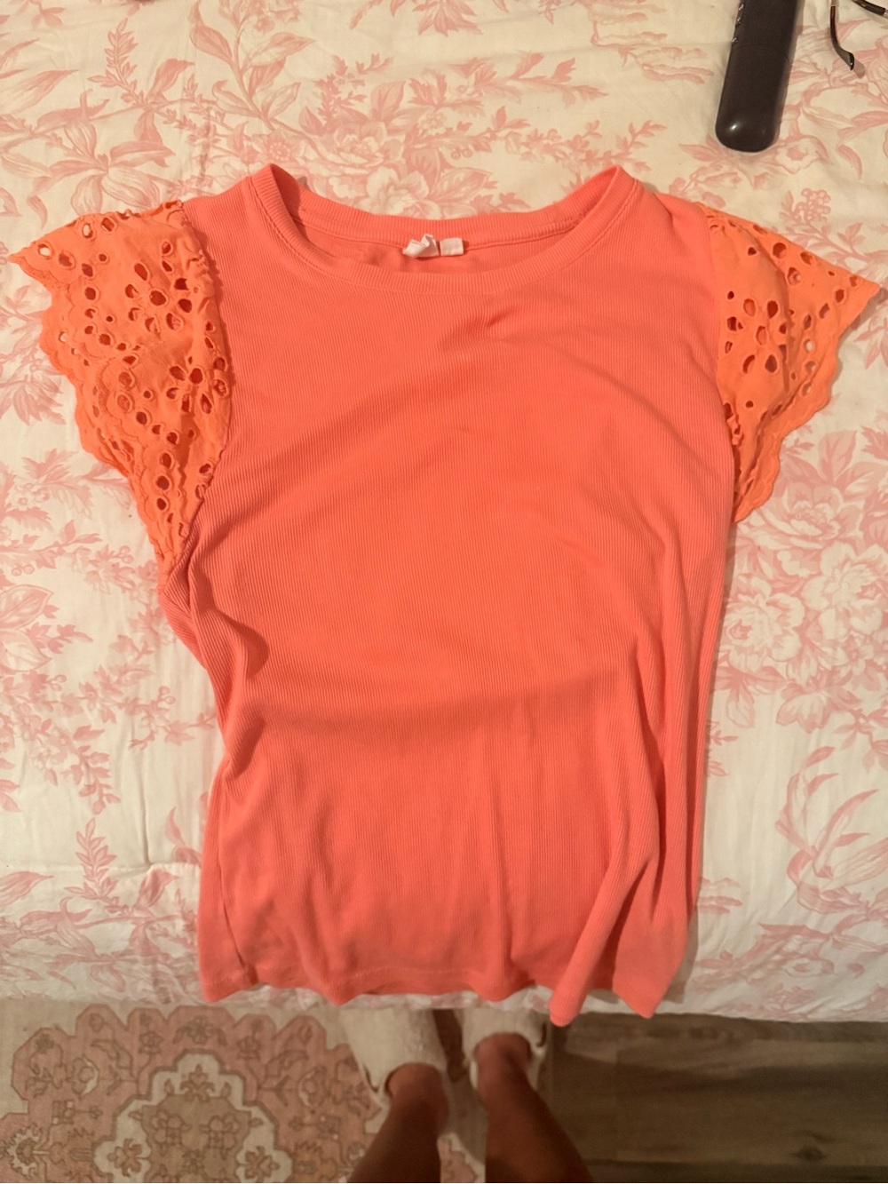 GAP Coral Eyelet Sleeve Ribbed Tee
